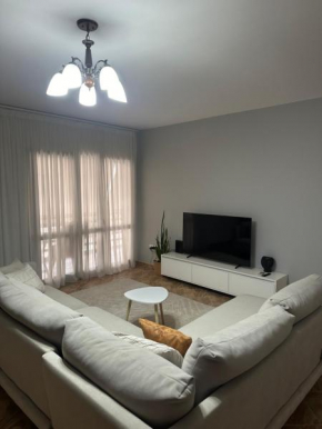 Zogu i zi,Ring center, Tirane